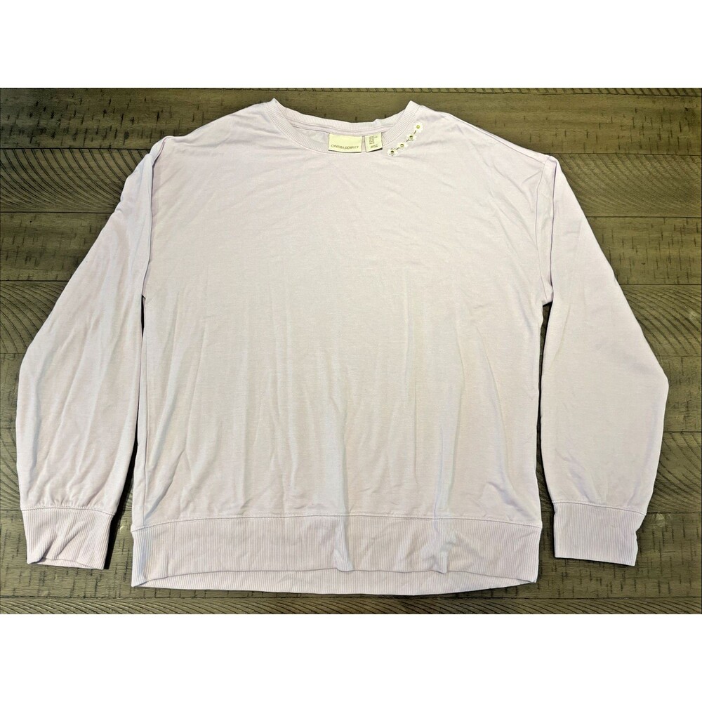 CYNTHIA ROWLEY size XL PULLOVER KNIT SWEATER Shirt Top EMBROIDERED DAISY Purple
